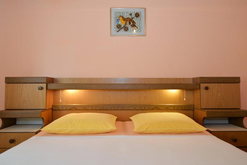 Apartments Viola Betina (Sibenik-Knin) Quarto foto